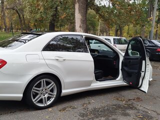 2012 Mercedes-Benz E-Класс 200 7G-Tronic IV (W212, S212, C207), белый, 1600000 рублей, вид 4