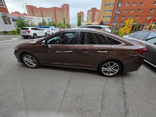 2017 Hyundai Sonata VII (LF) Рестайлинг, коричневый, 2100000 рублей, вид 4