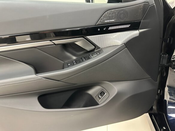 2023 BMW 5 серии 520d xDrive VIII (G60/G61/G68), синий, 6999000 рублей - вид 7