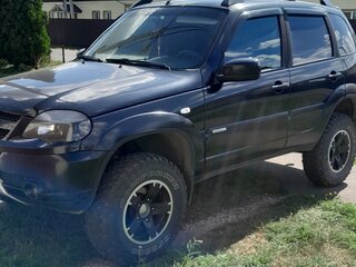 2013 Chevrolet Niva I Рестайлинг, чёрный, 730000 рублей, вид 1