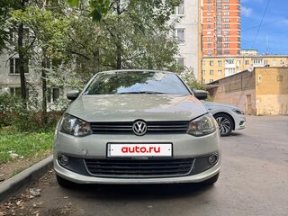 2013 Volkswagen Polo V, серебристый, 880000 рублей, вид 1