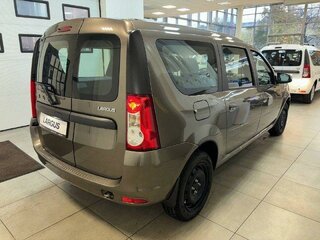 2026 Lada (ВАЗ) Largus I Рестайлинг, коричневый, 1607000 рублей, вид 4