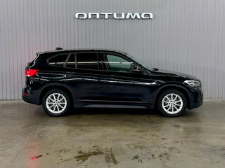 2021 BMW X1 18i sDrive II (F48) Рестайлинг, чёрный, 1897000 рублей, вид 4