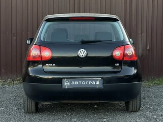 2004 Volkswagen Golf V, чёрный, 479777 рублей, вид 5