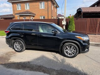 2014 Toyota Highlander III (XU50), чёрный, 2736000 рублей, вид 3