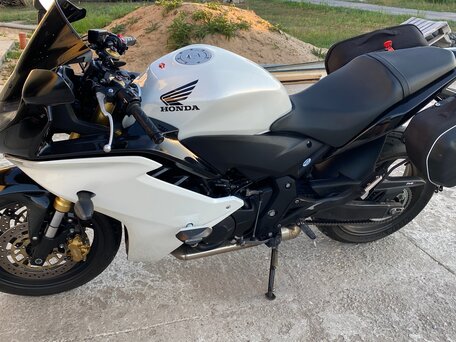 2012 Honda CBR 600F, белый, 530000 рублей, вид 4