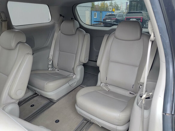 2019 Kia Carnival III, чёрный, 2570000 рублей - вид 18