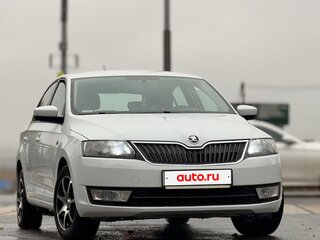 2016 Skoda Rapid I, белый, 700000 рублей, вид 3