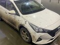 2022 Hyundai Solaris II Рестайлинг, белый, 1550000 рублей - вид 3