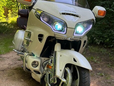 2010 Honda GL 1800 Gold Wing, белый, 1500000 рублей, вид 1