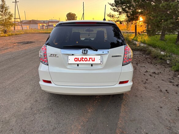 2011 Honda Fit Shuttle I, белый, 880000 рублей - вид 8
