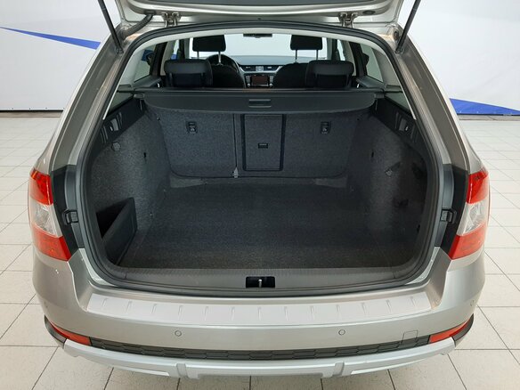 2016 Skoda Octavia Scout III (A7), серый - вид 4