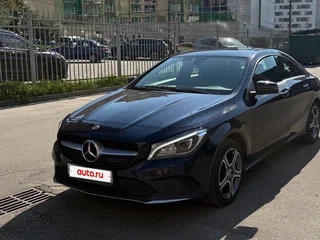 2018 Mercedes-Benz CLA 200 I (C117, X117) Рестайлинг, синий, 1650000 рублей, вид 2