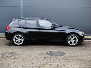 2017 BMW 1 серии 118i II (F20/F21) Рестайлинг, чёрный, 1649000 рублей, вид 3