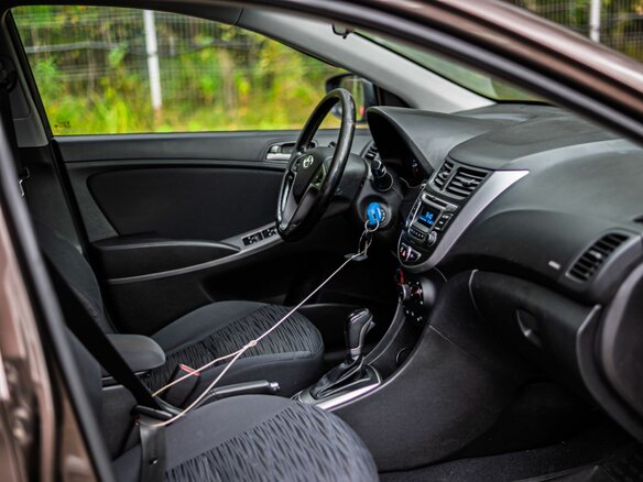 2014 Hyundai Solaris I Рестайлинг, коричневый, 875000 рублей - вид 11