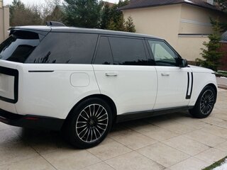 2022 Land Rover Range Rover P400 MHEV Long V, белый, 13200000 рублей, вид 3