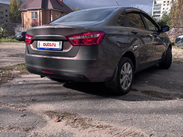 2022 Lada (ВАЗ) Vesta I, серый, 1400000 рублей - вид 4