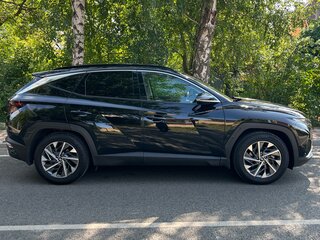 2023 Hyundai Tucson IV, чёрный, 2850000 рублей, вид 2