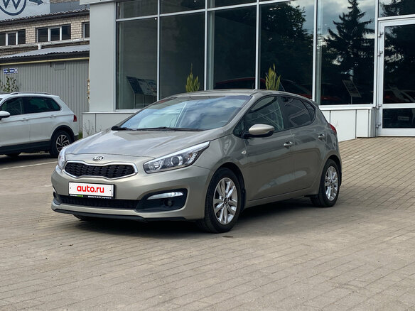 2016 Kia Ceed II Рестайлинг, серебристый, 1239000 рублей - вид 2