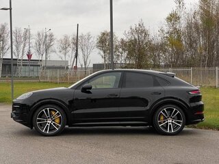 2026 Porsche Cayenne GTS Coupé III Рестайлинг, чёрный, 26900000 рублей, вид 2