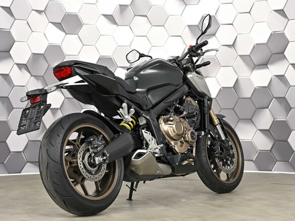 2021 Honda CB 650R, чёрный, 977000 рублей - вид 6