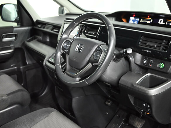 2018 Honda Stepwgn Spada V Рестайлинг, синий, 2400000 рублей - вид 10
