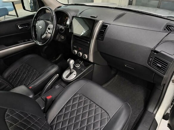 2014 Nissan X-Trail II Рестайлинг, серебристый, 1469000 рублей - вид 8