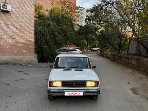 2000 Lada (ВАЗ) 2105, белый, 98000 рублей - вид 10