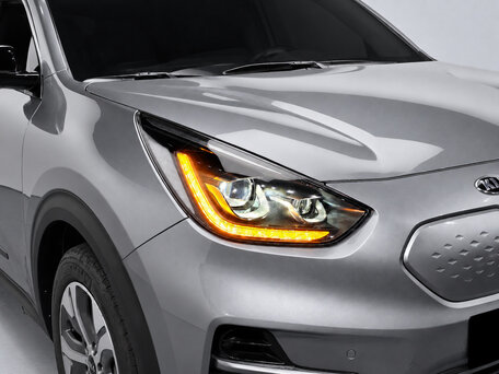 2021 Kia Niro I Рестайлинг, серебристый, 2140000 рублей, вид 5