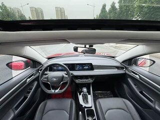 2022 Ford Escort VI Рестайлинг 2, красный, 1210548 рублей, вид 4