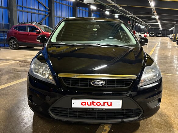 2008 Ford Focus II Рестайлинг, чёрный, 600000 рублей - вид 1