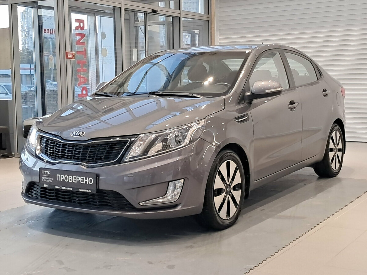 Открыть фотографии: Kia Rio III