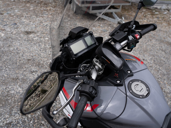 2018 Yamaha MT-09 Tracer (FJ-09), серый, 750000 рублей - вид 27