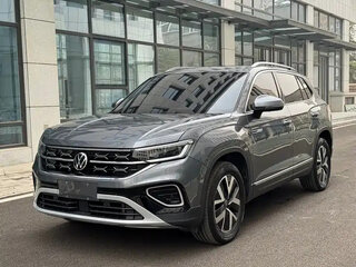2023 Volkswagen Tayron I Рестайлинг, серый, 2246002 рублей, вид 1