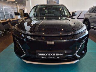 2026 Geely EX5 Гибрид EM-i, чёрный, 3974990 рублей, вид 2