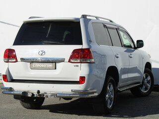 2011 Toyota Land Cruiser 200 Series, белый, 2590000 рублей, вид 4