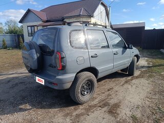 2004 Chevrolet Niva I, серебристый, 415000 рублей, вид 4