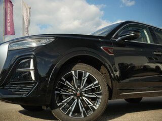 2025 Hongqi HS5 I Рестайлинг, чёрный, 3999000 рублей, вид 5