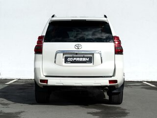 2011 Toyota Land Cruiser Prado 150 Series, белый, 2990000 рублей, вид 4