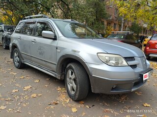 2004 Mitsubishi Outlander I, серый, 565000 рублей, вид 2