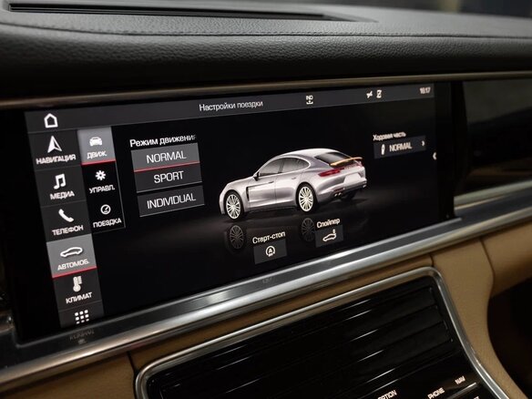 2018 Porsche Panamera 4 II, серый, 5900000 рублей - вид 17
