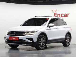 2023 Volkswagen Tiguan II Рестайлинг, белый, 2656000 рублей, вид 1