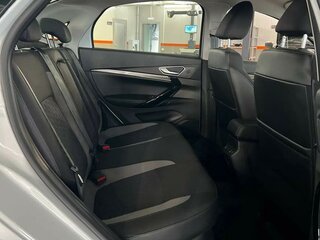 2026 Lada (ВАЗ) Vesta I Рестайлинг (NG), белый, 1860000 рублей, вид 5