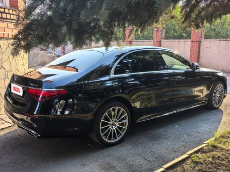 2022 Mercedes-Benz S-Класс 450 Long 4MATIC VII (W223), чёрный, 10000000 рублей, вид 2