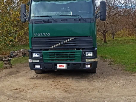 1997 Volvo FH, зелёный, 850000 рублей, вид 1