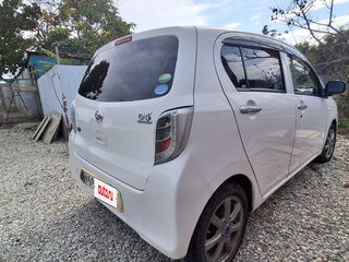 2014 Daihatsu Mira e:S I Рестайлинг, белый, 575000 рублей, вид 2