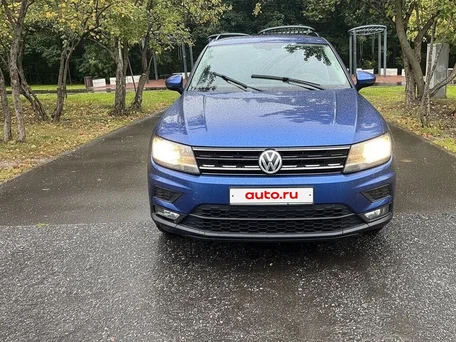 2018 Volkswagen Tiguan II, синий, 1570000 рублей, вид 2
