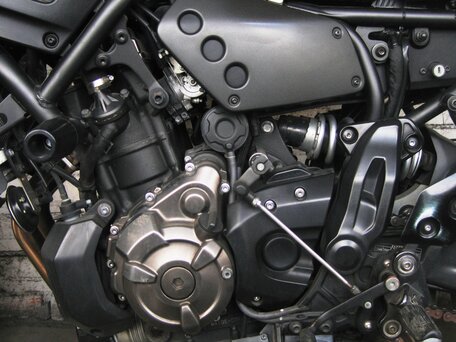 2018 Yamaha XSR700, пурпурный, 580000 рублей, вид 3