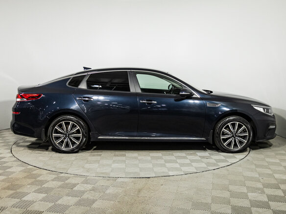2018 Kia Optima IV Рестайлинг, синий, 1749777 рублей - вид 3