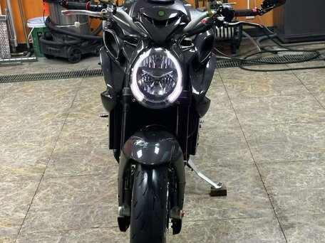 2017 MV Agusta Brutale 800, чёрный, 880000 рублей, вид 4